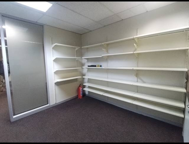 154M² BUILDING TO LET IN CAPE TOWN CITY CENTRE